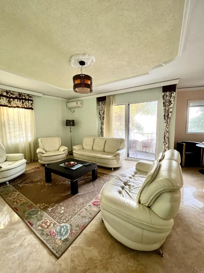 Apartment In Durres Elio Golem  Esterno foto